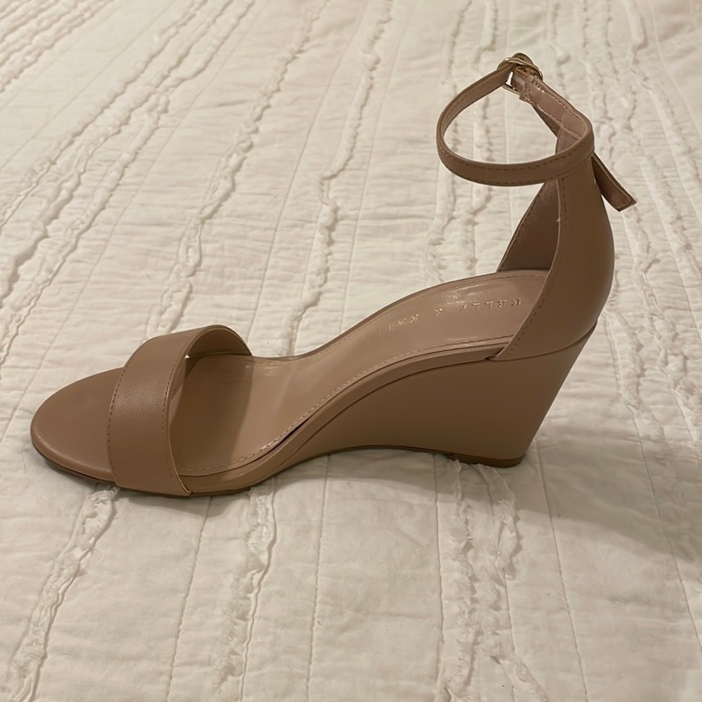 Kelly & Katie tan faux leather wedges Women’s Size 8.5 EUC - worn once